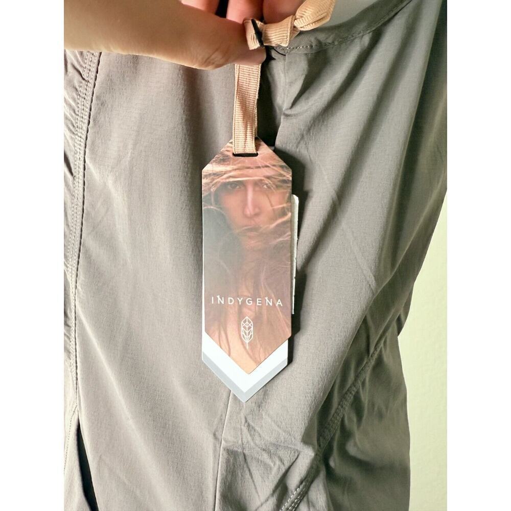 Indygena NWT Liike III Dress Activewear Outdoor in Peppercorn Brown Pockets REI - Picture 8 of 9